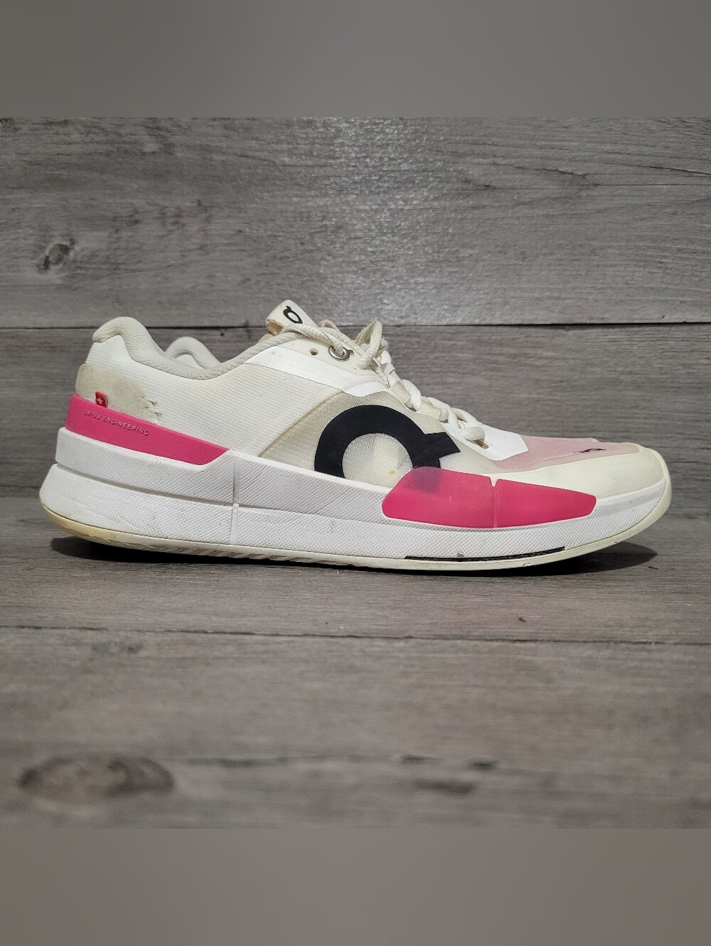 On Brand The Roger Pro 2 Federer Womens 8.5 White/Pink OC Sneakers
